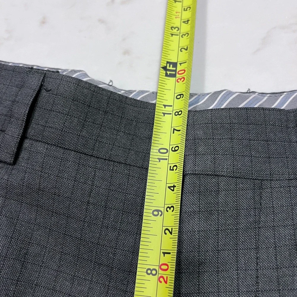 Banana Republic Classic Men's Charcoal Pinstripe‎ Dress Pants Size 32x30